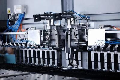 紹興與嵊州政企聯(lián)動(dòng)，共探智造未來(lái)——百人調(diào)研團(tuán)盛贊金帝“未來(lái)工廠”標(biāo)桿實(shí)踐